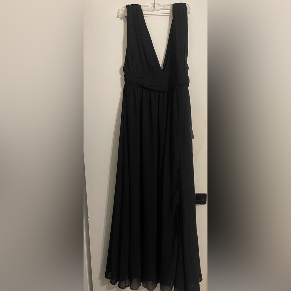 Lulu's Black Backless Maxi Dress